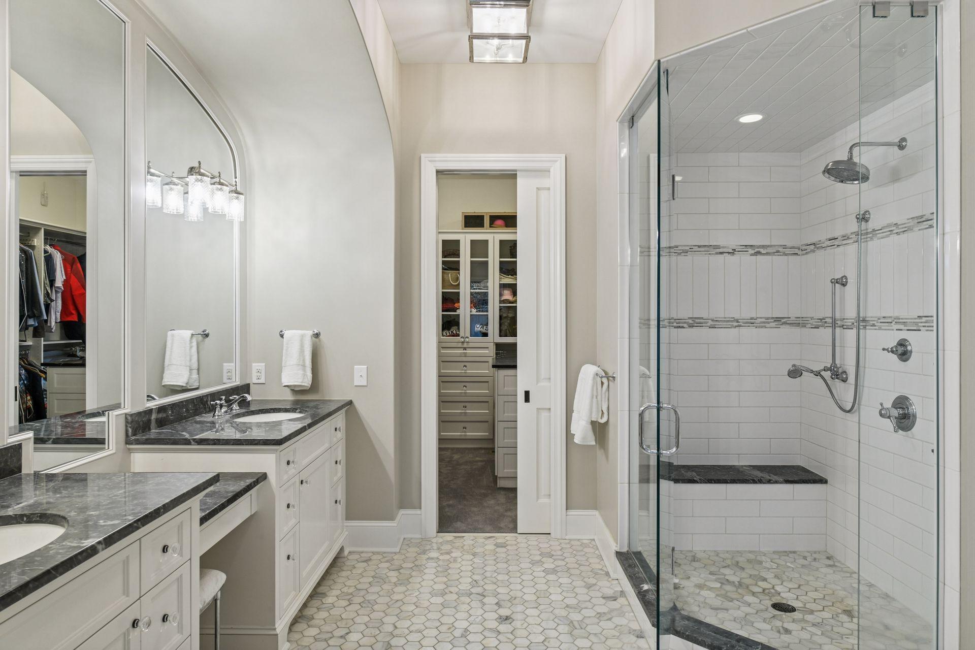 425 Carpenters Point