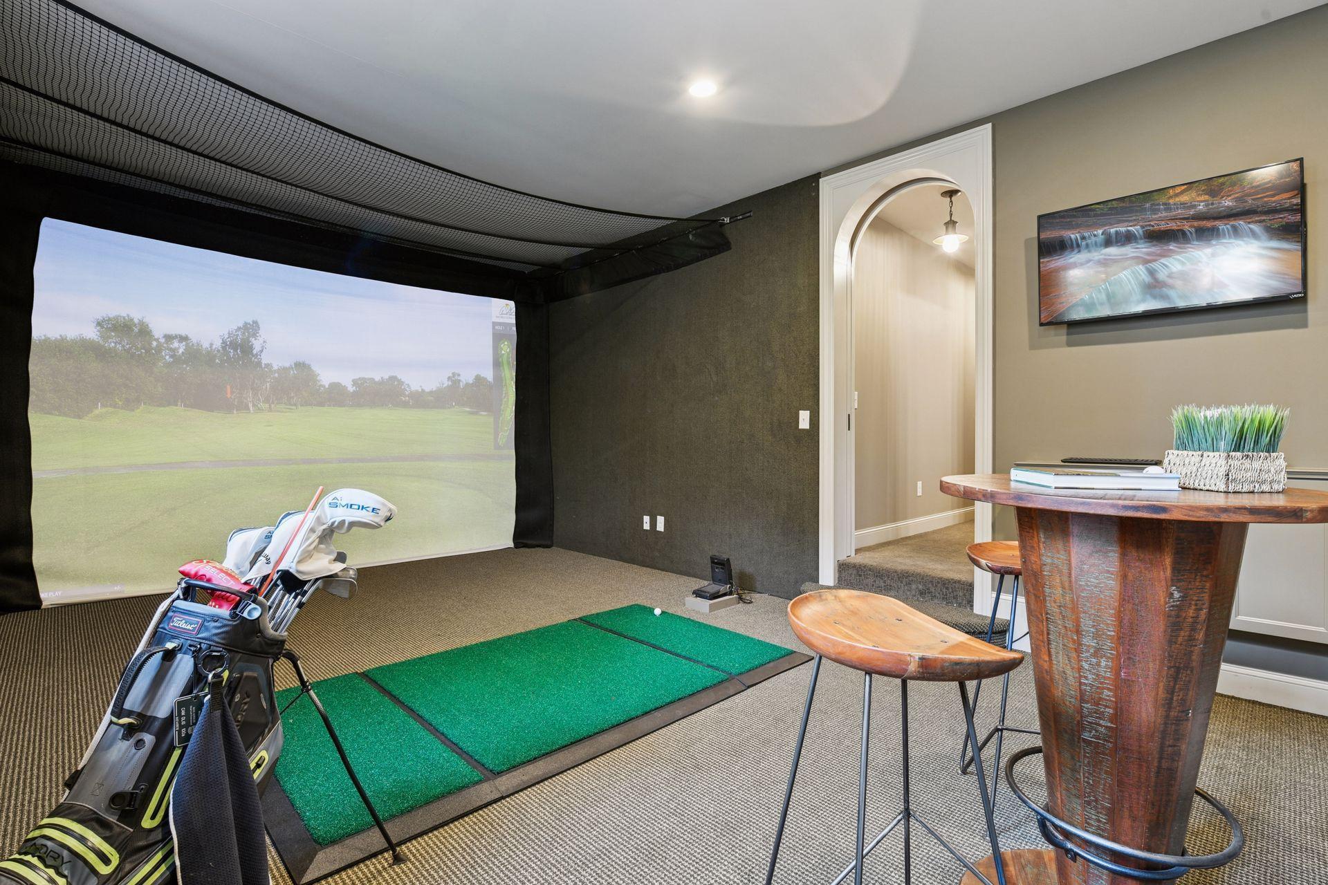 425 Carpenters Point