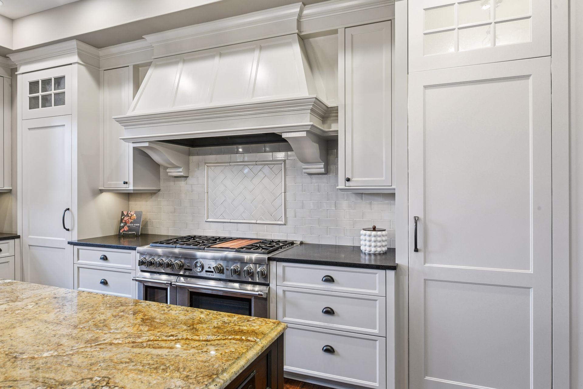 425 Carpenters Point