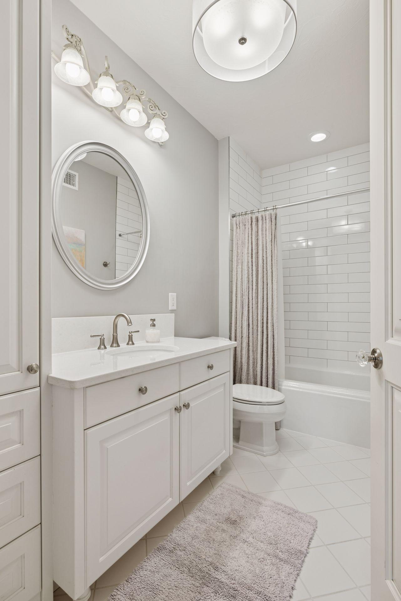 614 Hidden Creek Trail