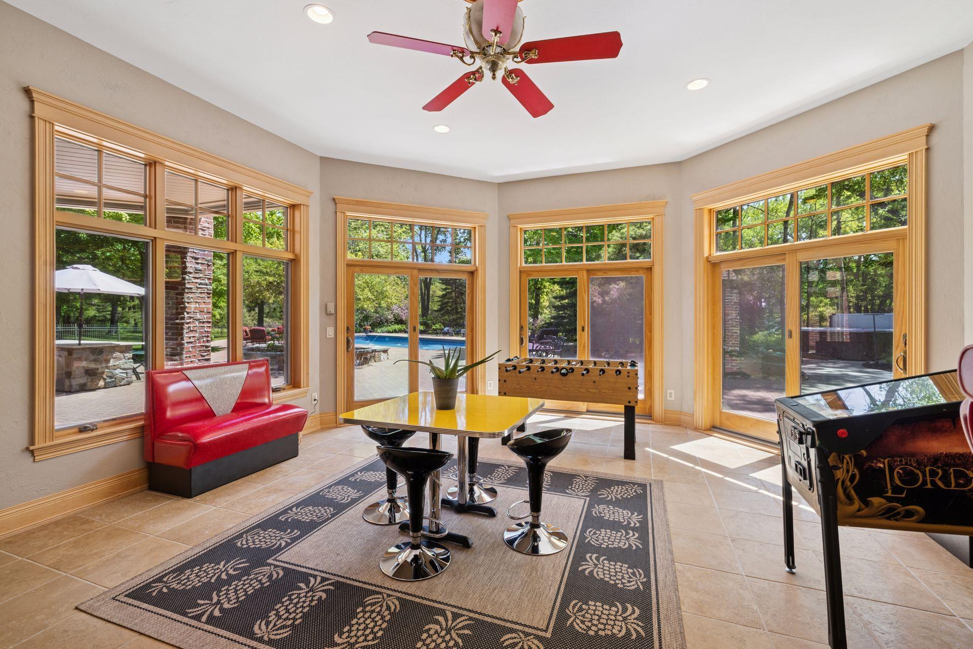 614 Hidden Creek Trail