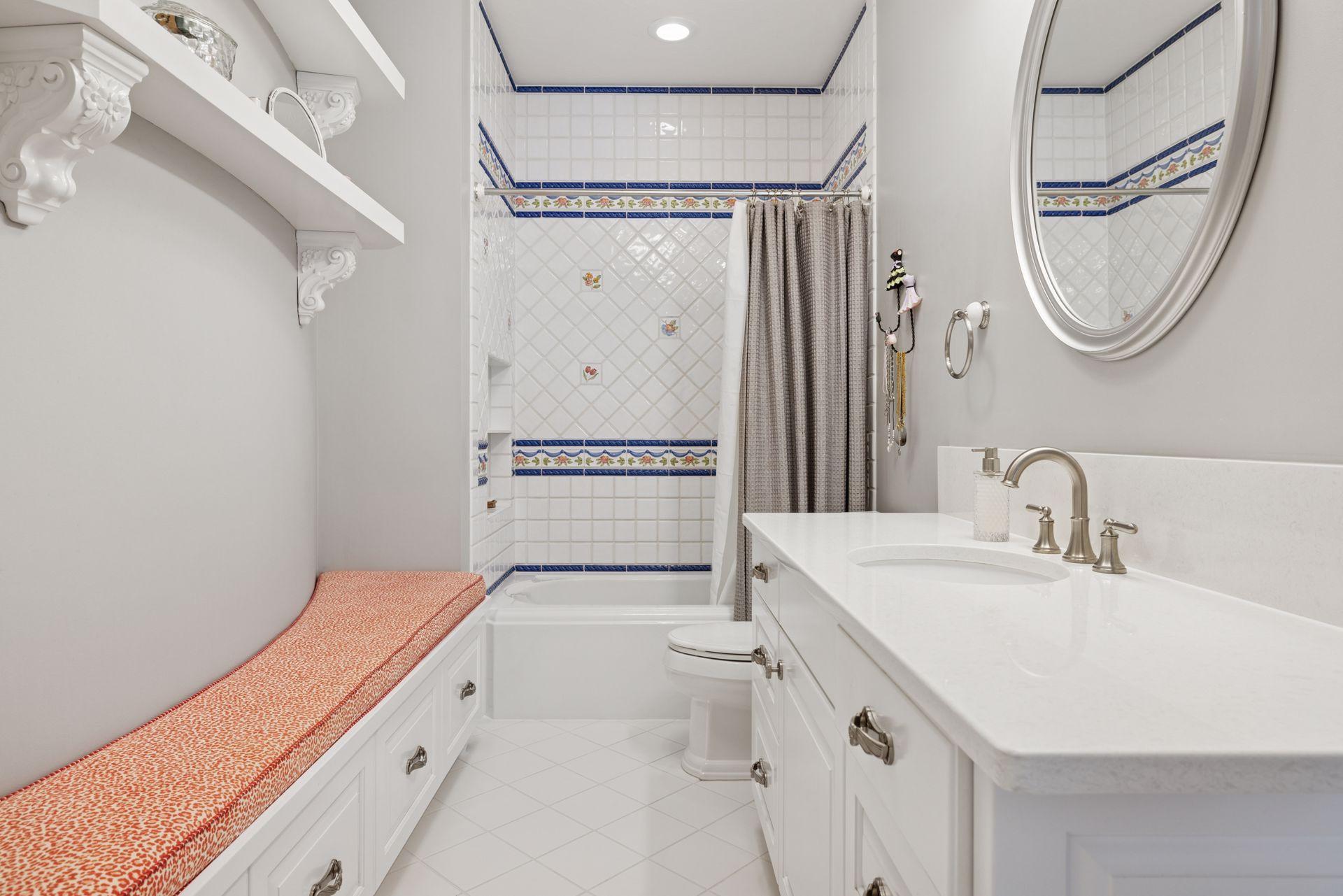 614 Hidden Creek Trail