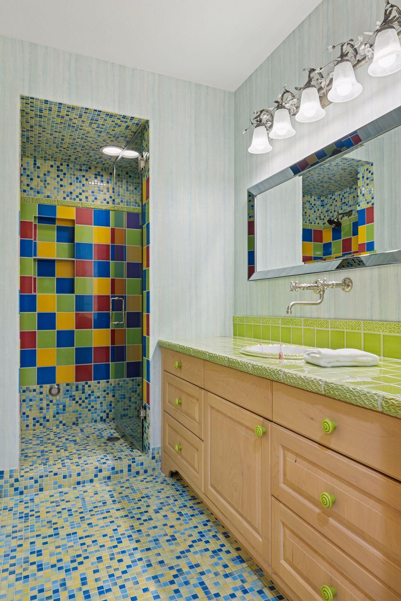 614 Hidden Creek Trail