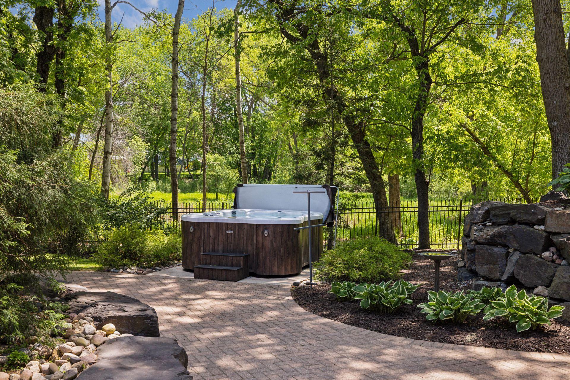 614 Hidden Creek Trail