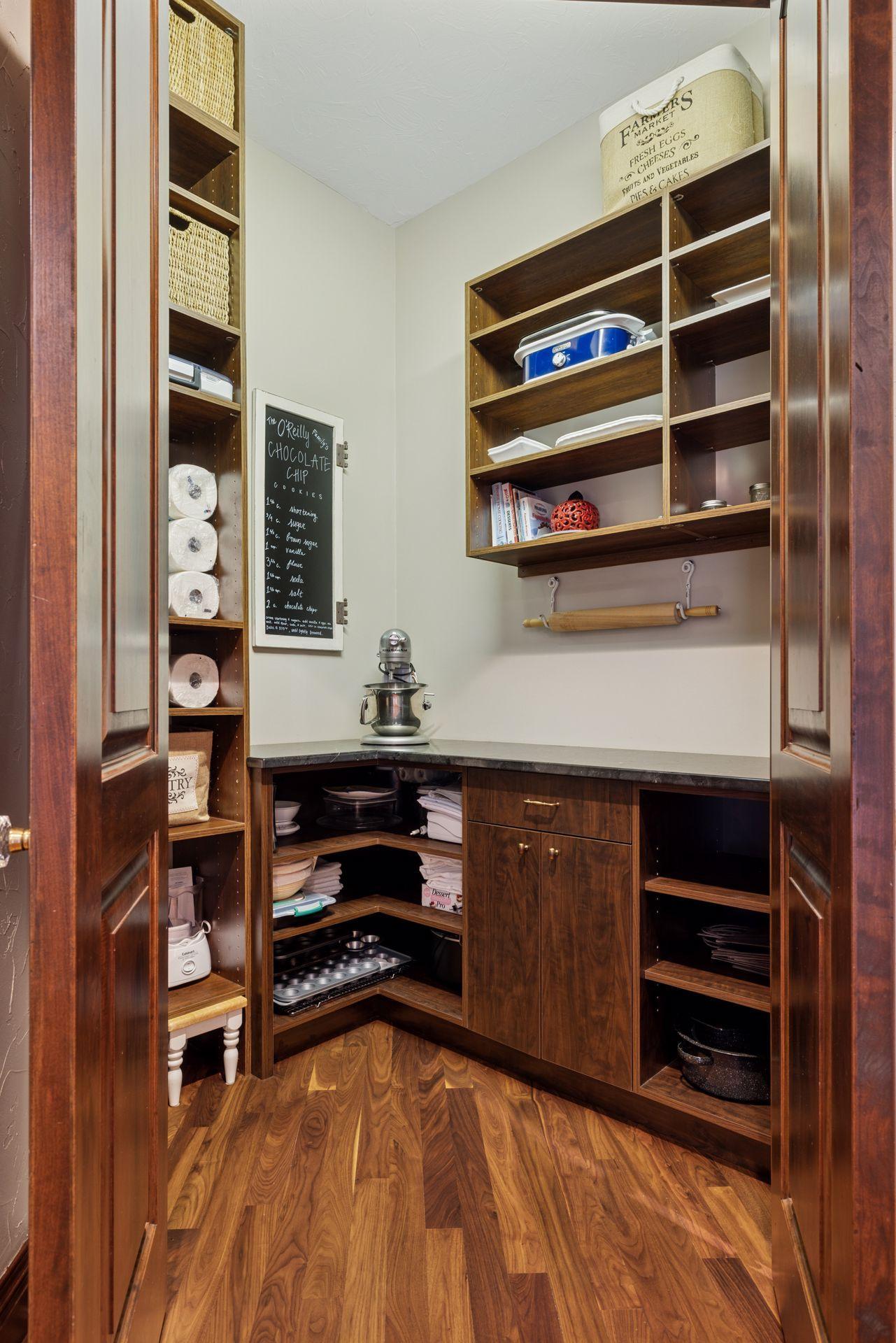 614 Hidden Creek Trail