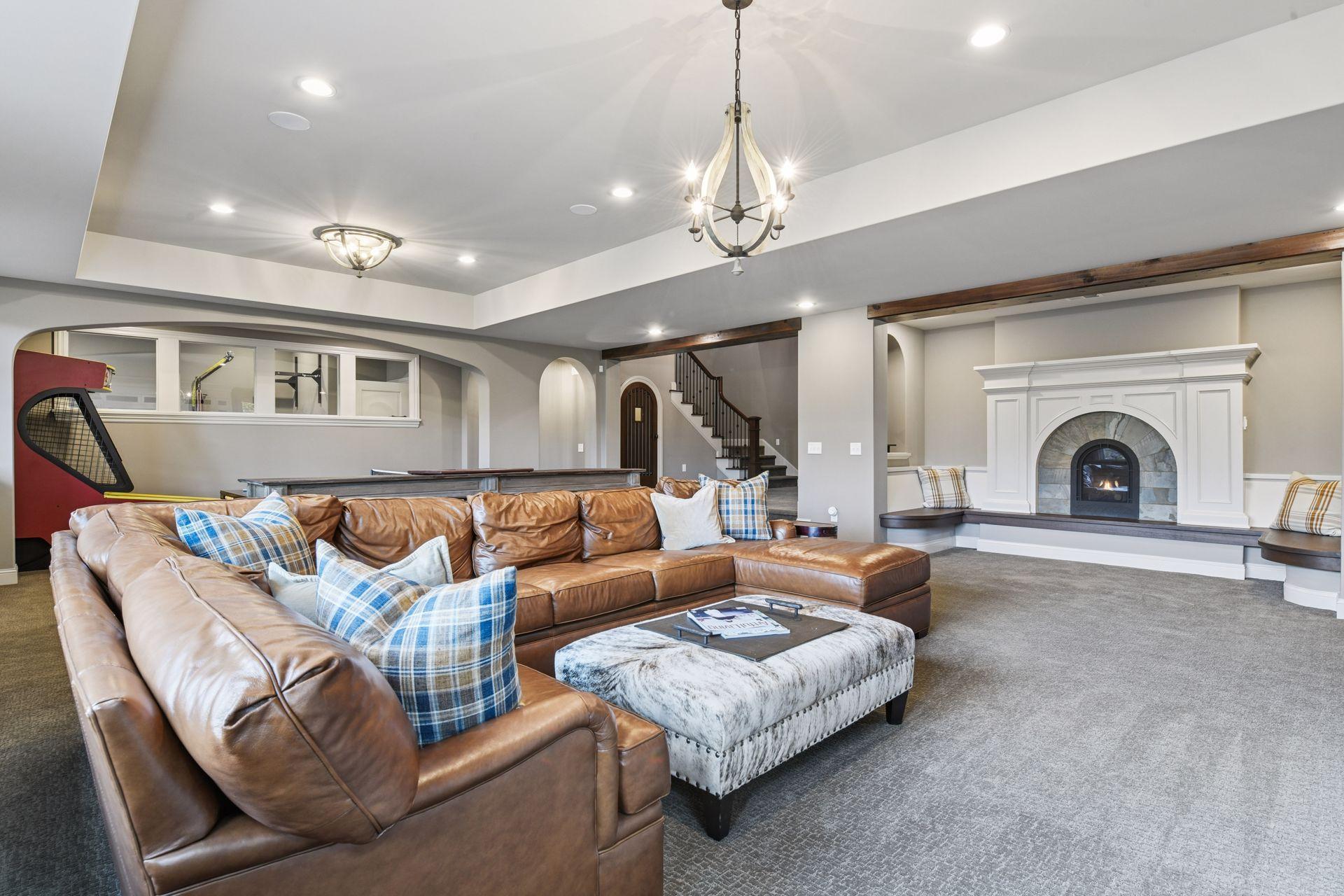 425 Carpenters Point