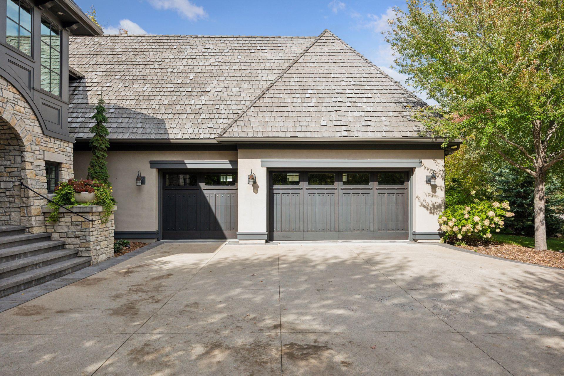 425 Carpenters Point