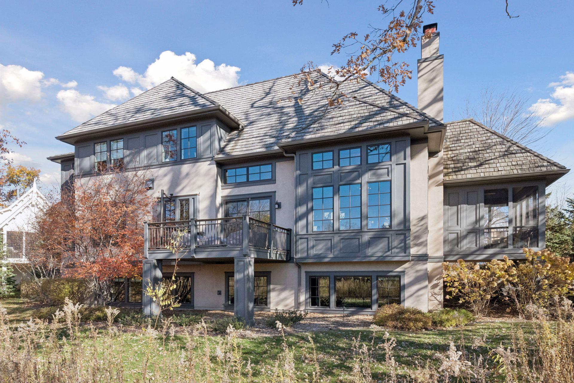 425 Carpenters Point