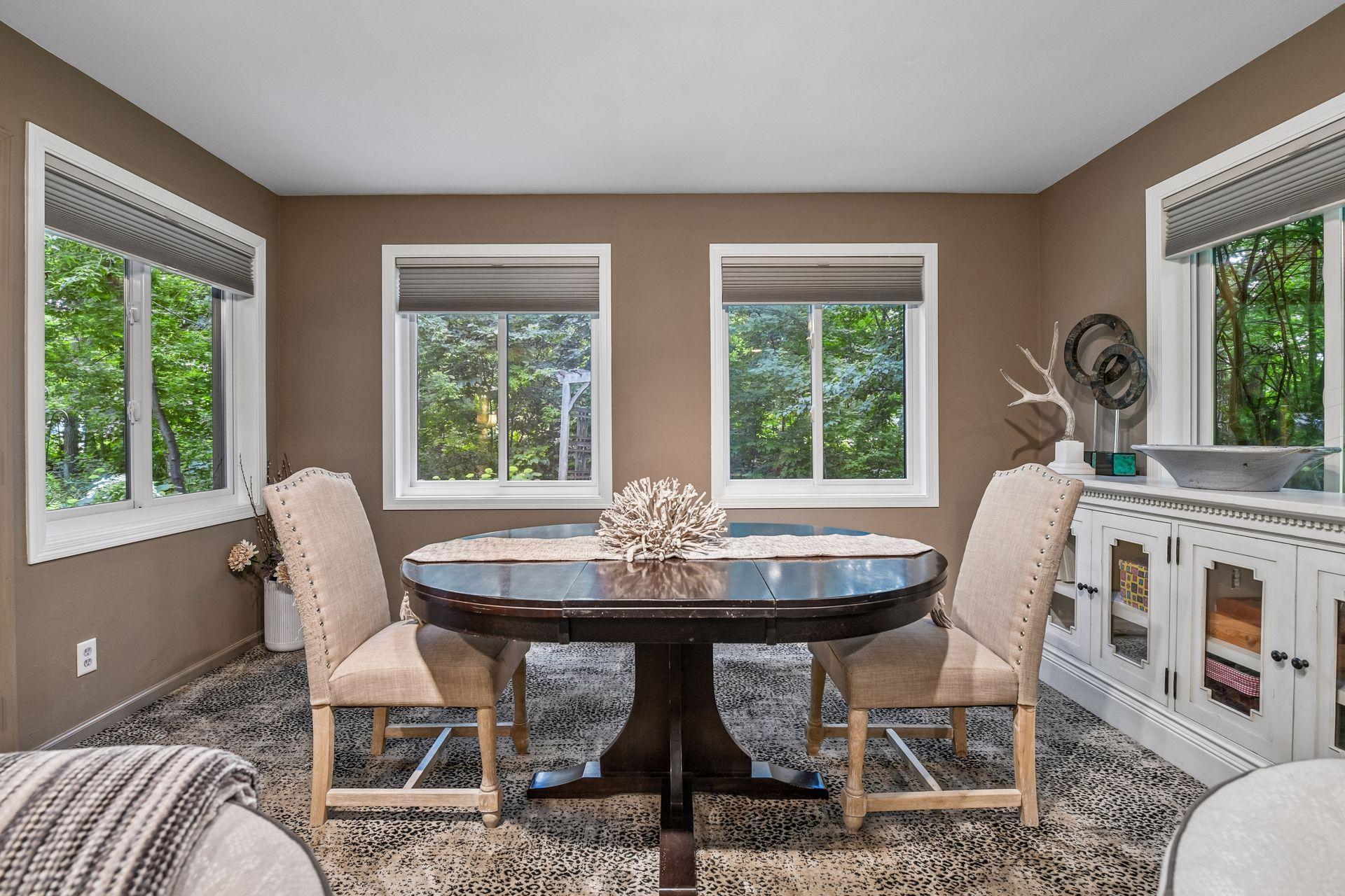 1140 Hollybrook Drive