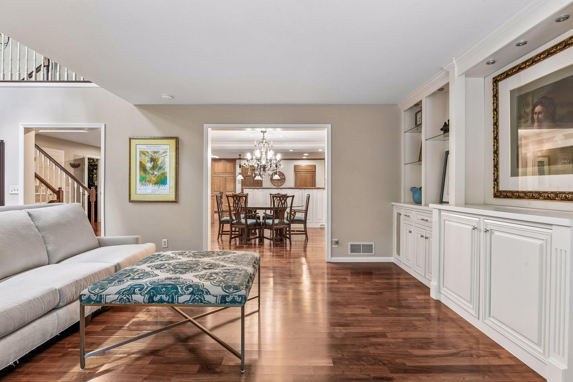 1140 Hollybrook Drive