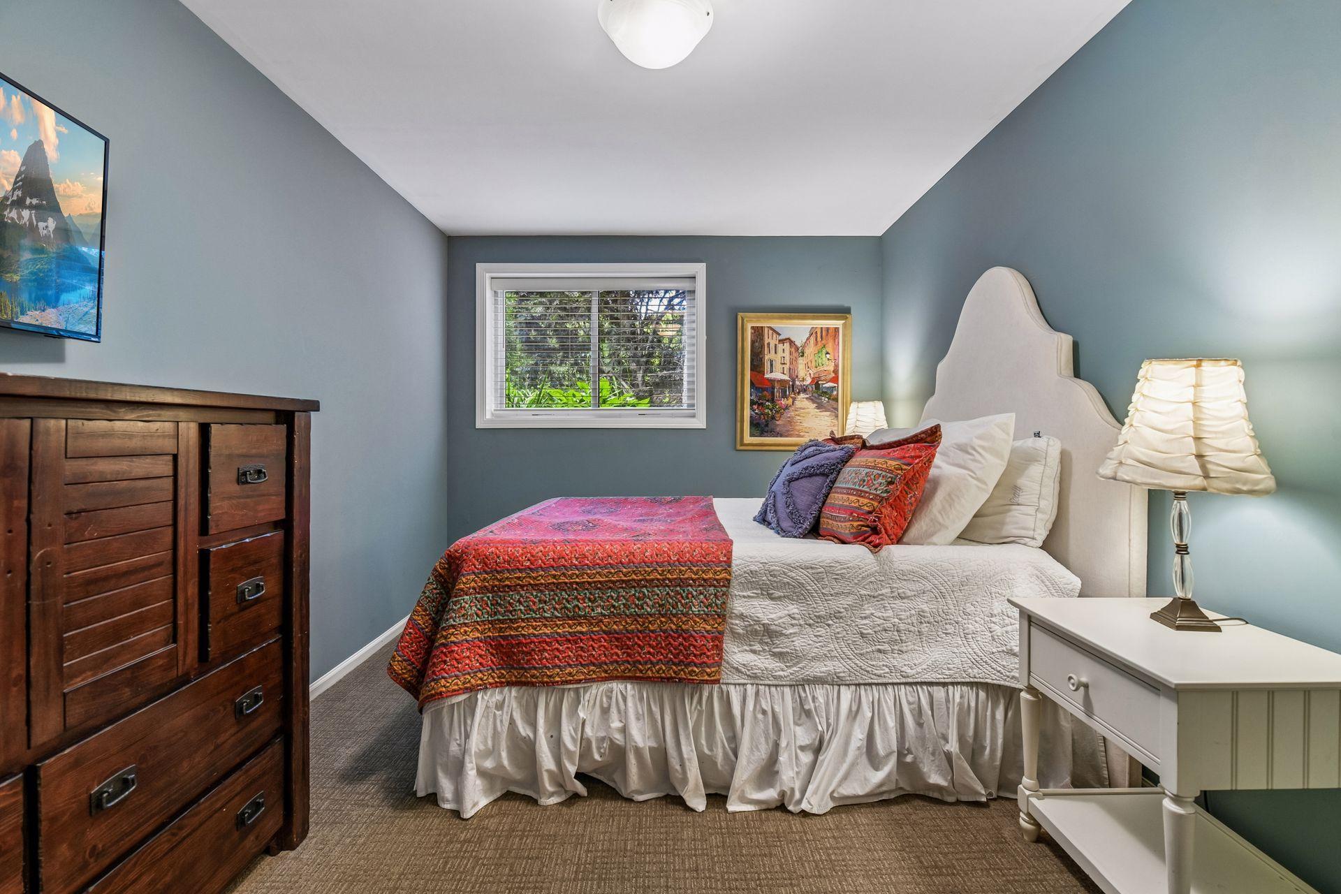 1140 Hollybrook Drive