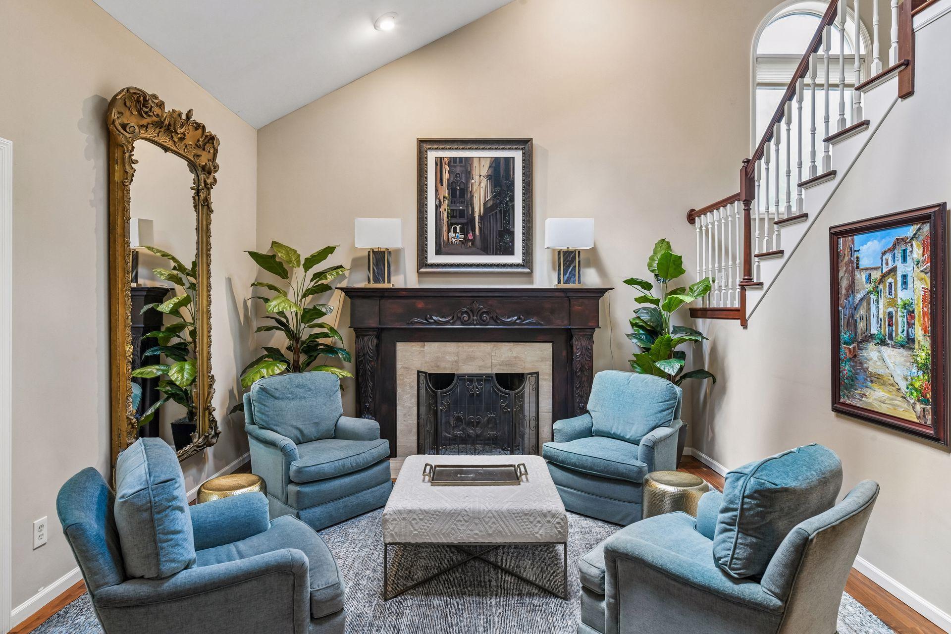 1140 Hollybrook Drive