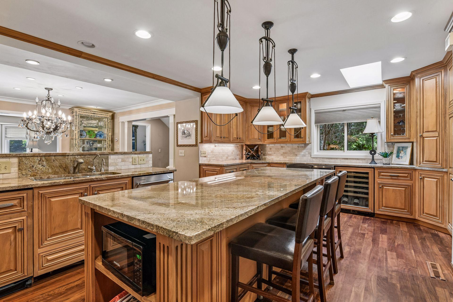 1140 Hollybrook Drive