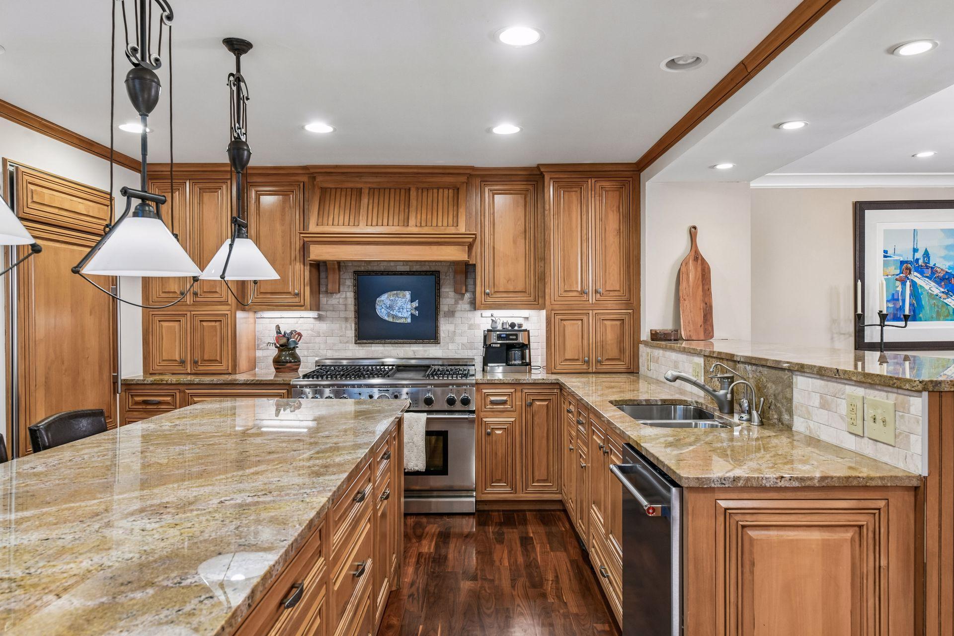 1140 Hollybrook Drive