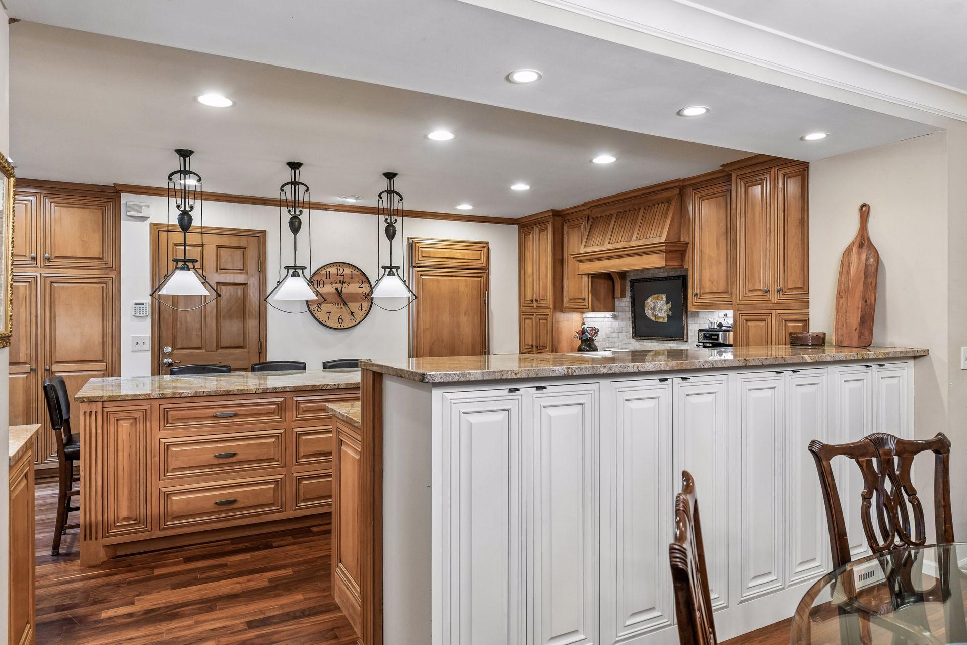 1140 Hollybrook Drive