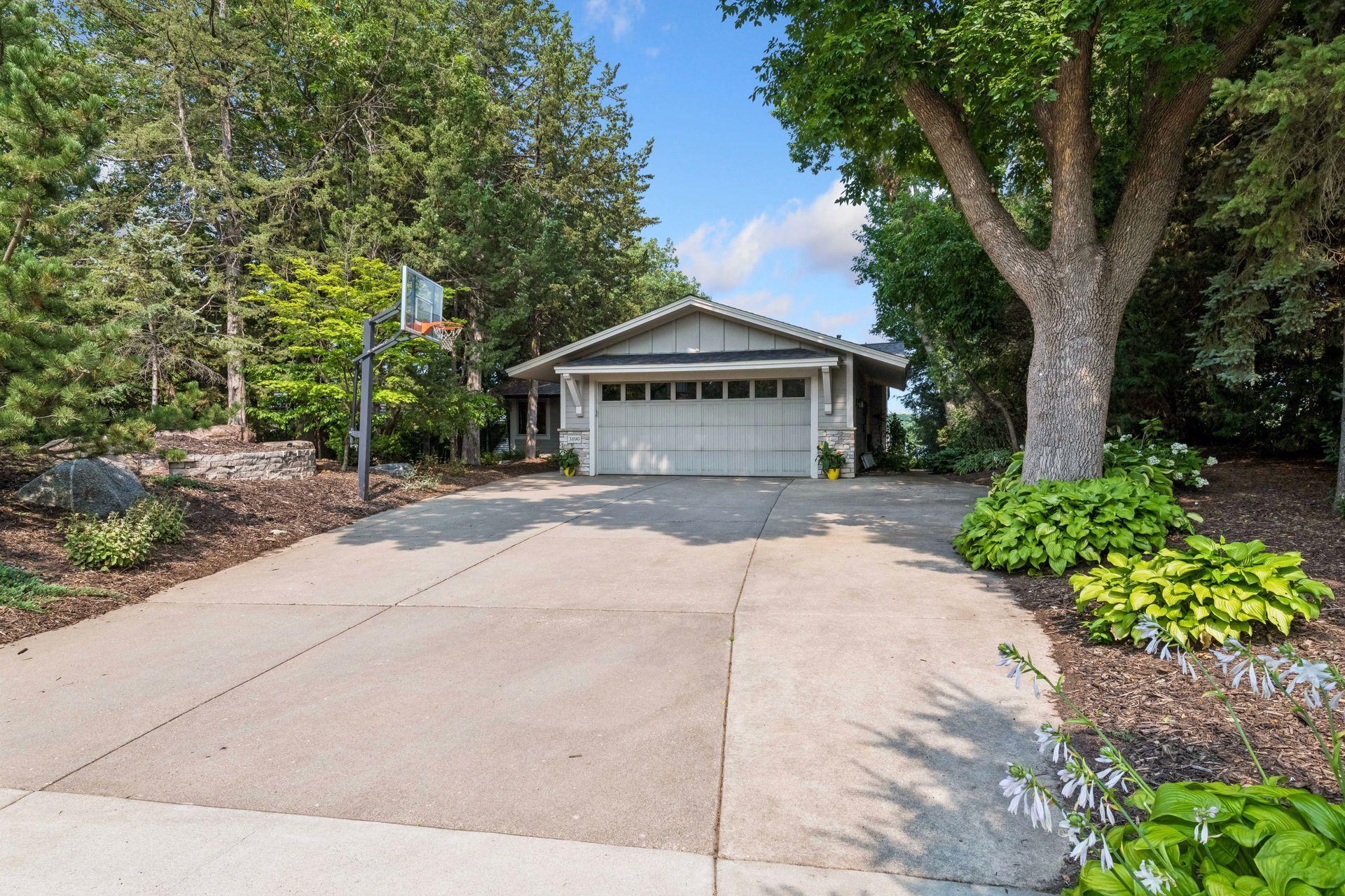 3890 Lone Cedar Lane