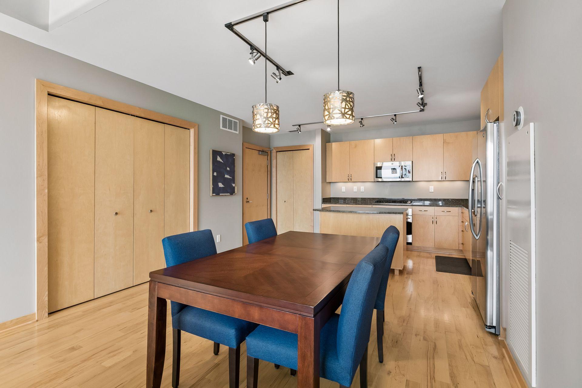 215 10th Avenue S Unit: 637