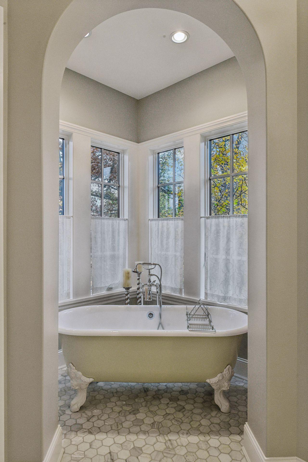 425 Carpenters Point