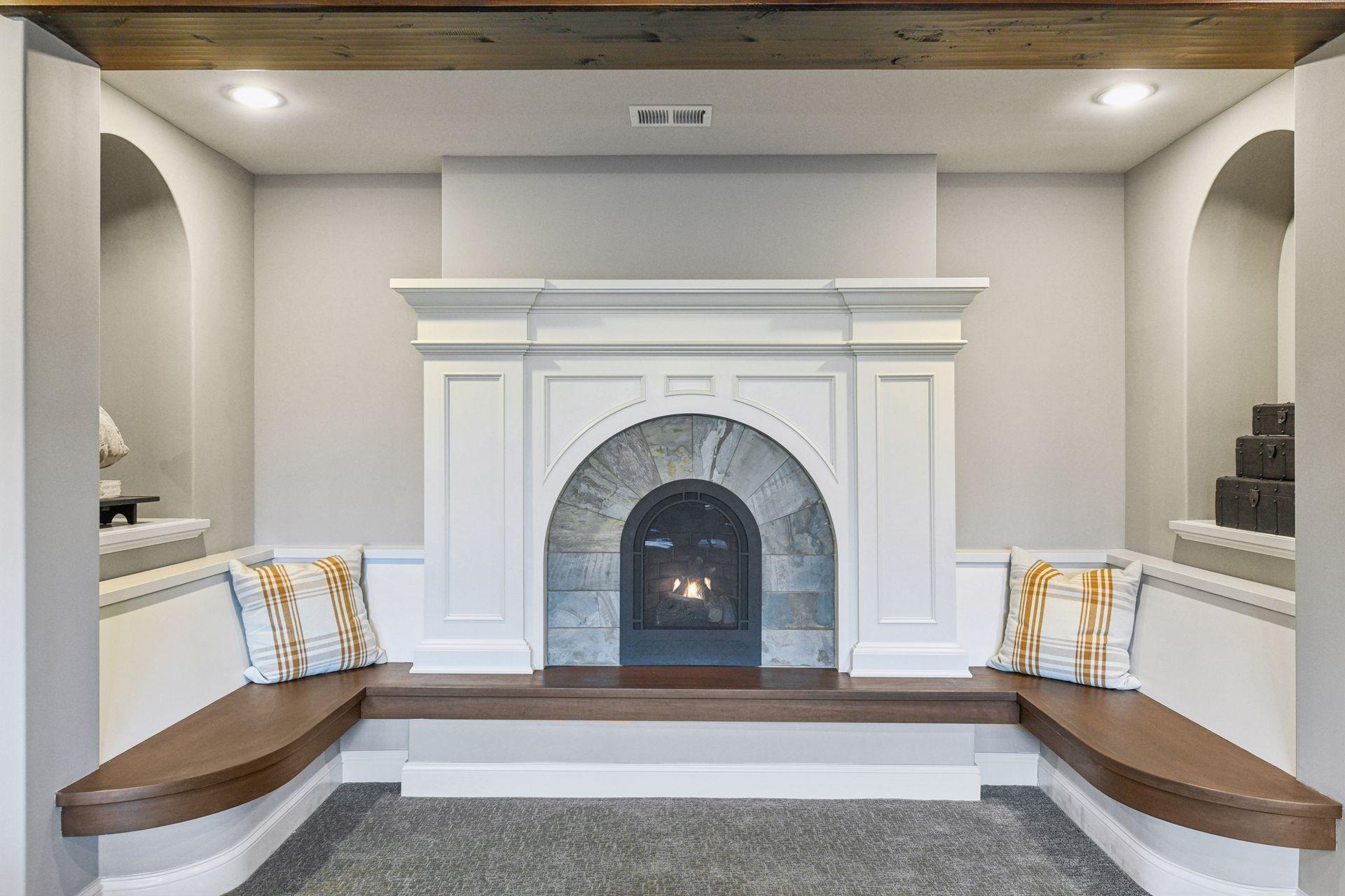 425 Carpenters Point
