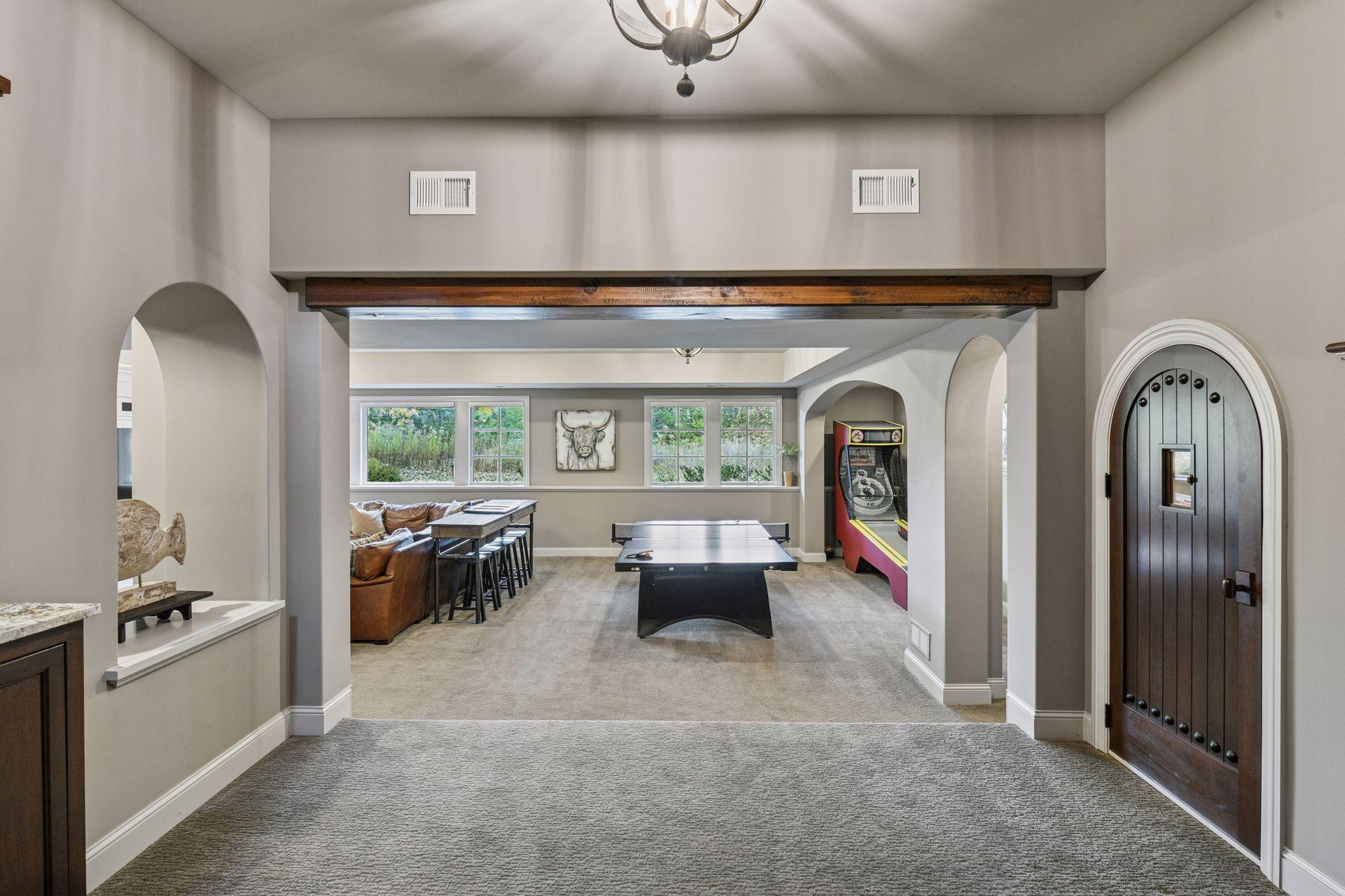 425 Carpenters Point