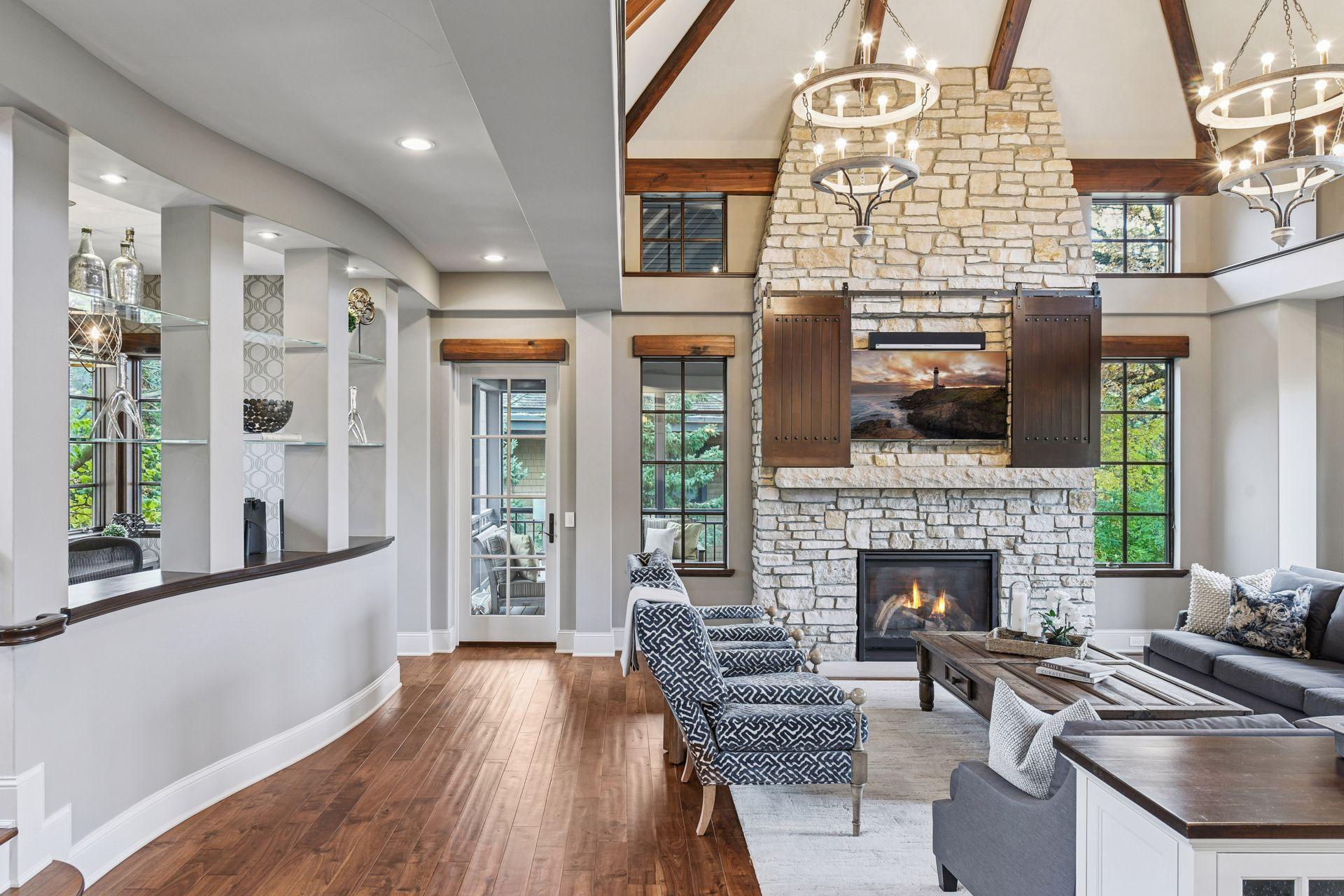 425 Carpenters Point
