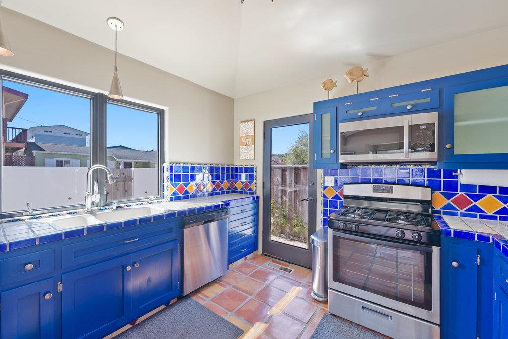 201 Venetian Road