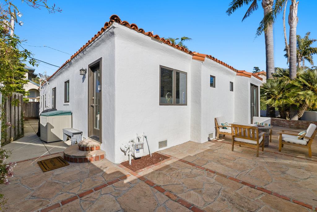 201 Venetian Road