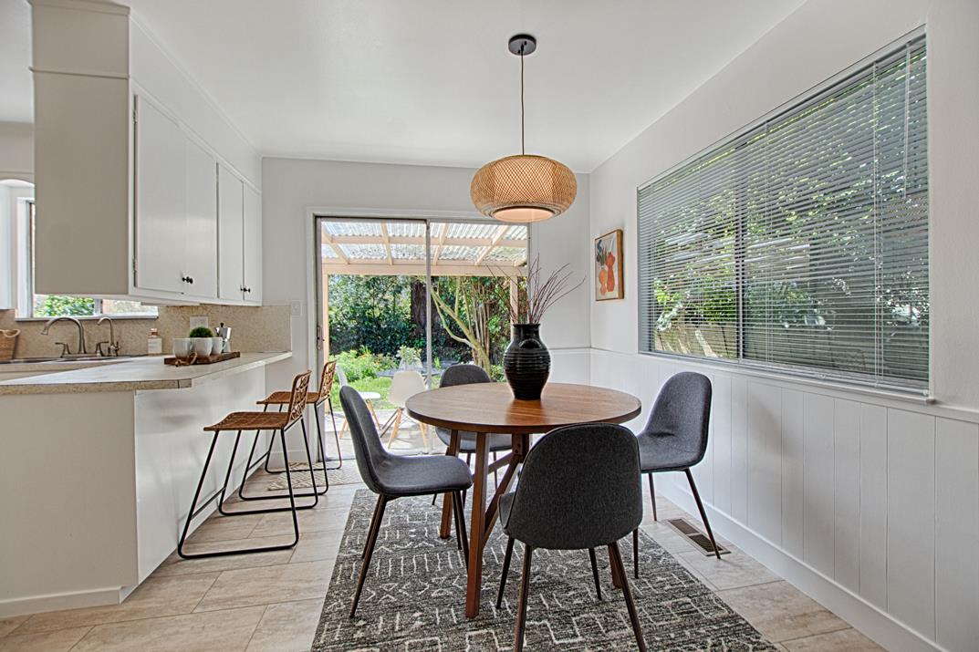 135 Hollywood Avenue