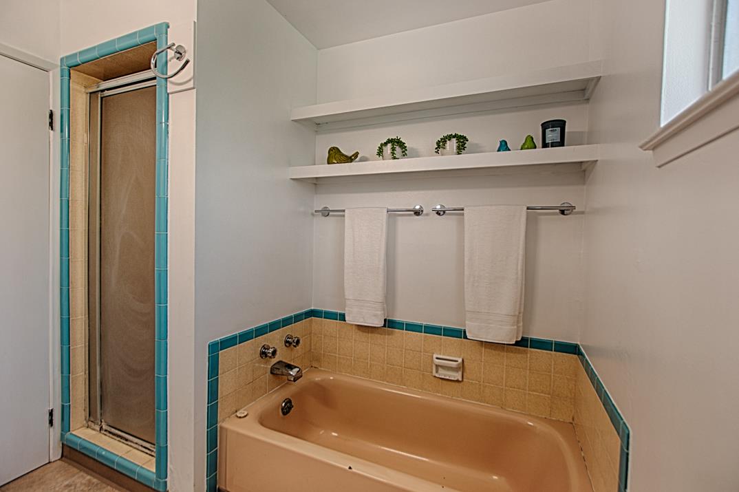 135 Hollywood Avenue