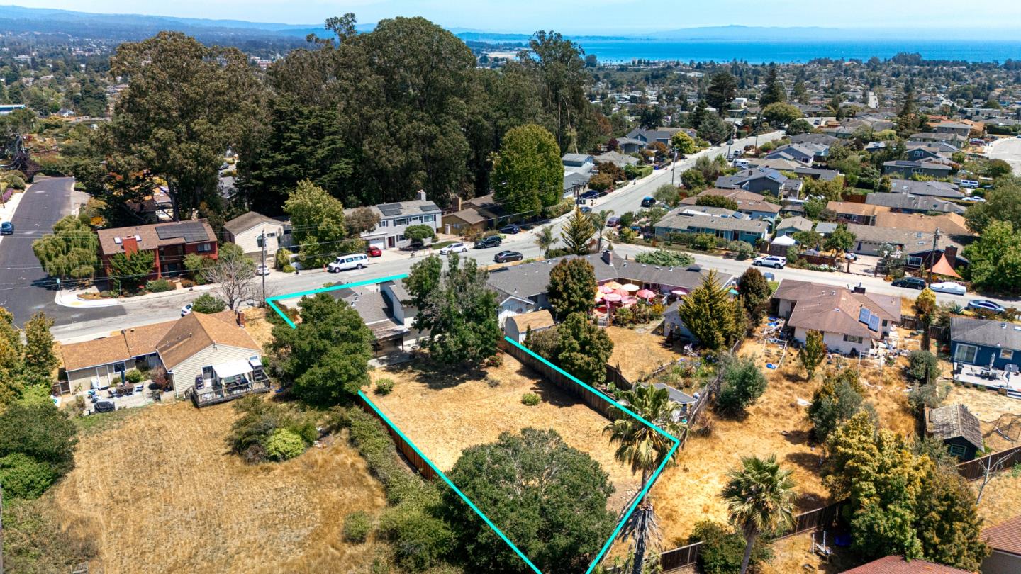 411 Alta Vista Dr