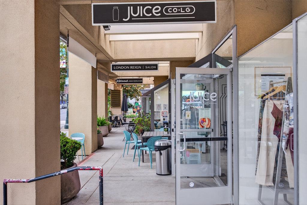 449 Alberto Way C139