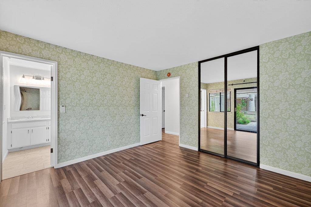 449 Alberto Way C139