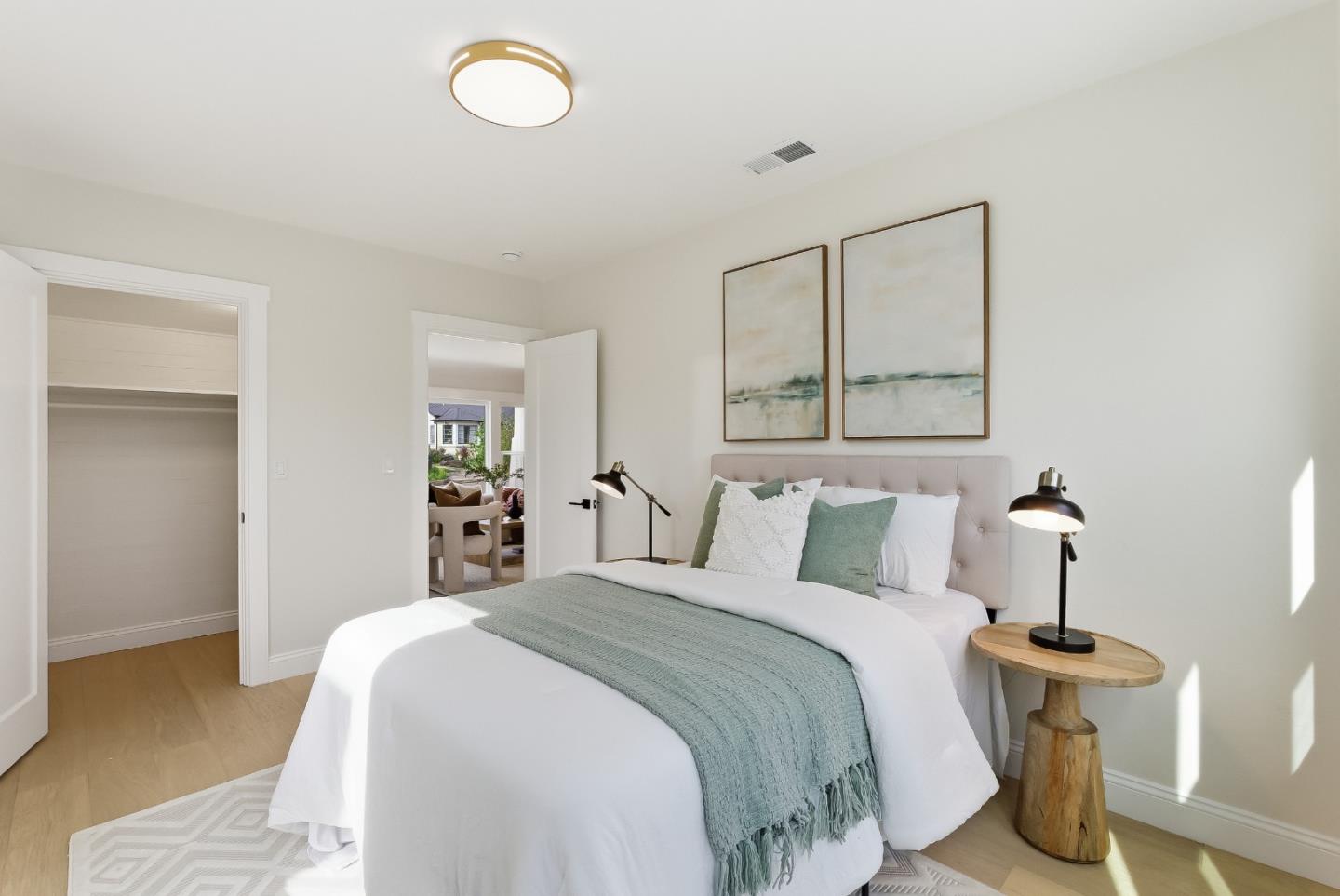 1414 Laurel