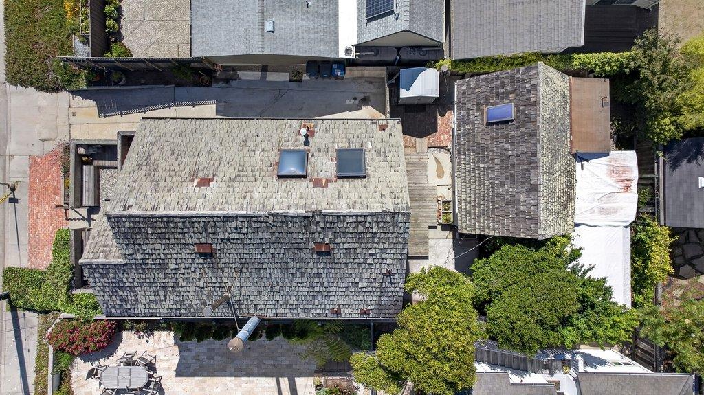 1010 Pelton Avenue