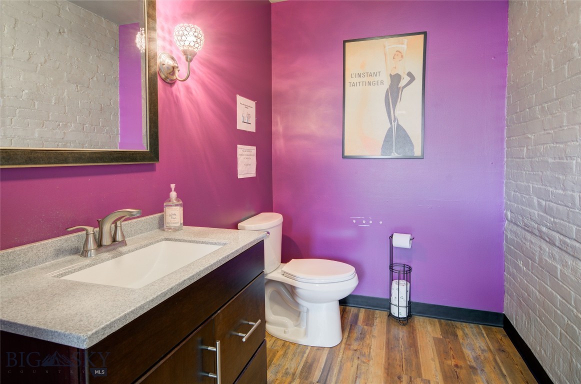 208 & 212 W Park Street