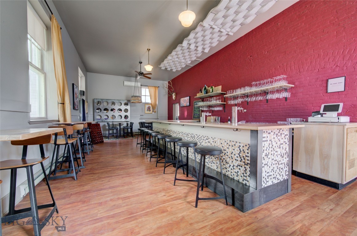 208 & 212 W Park Street