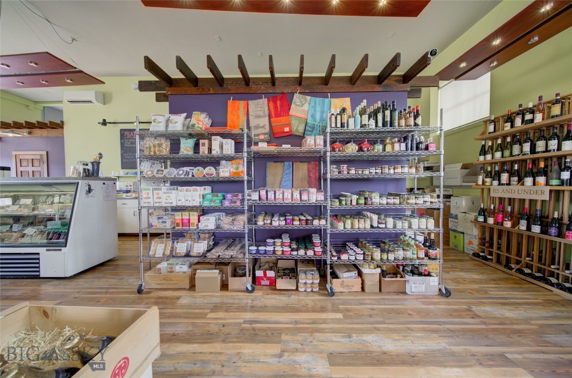 208 & 212 W Park Street