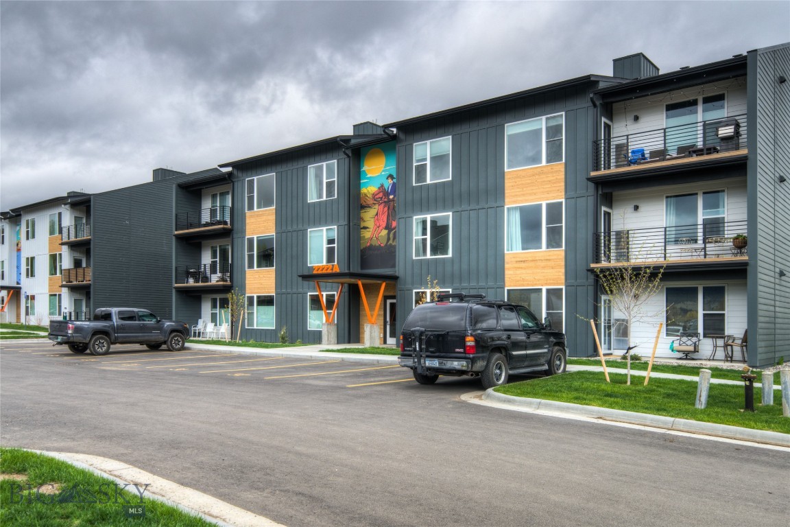 2221G Willow Drive 112