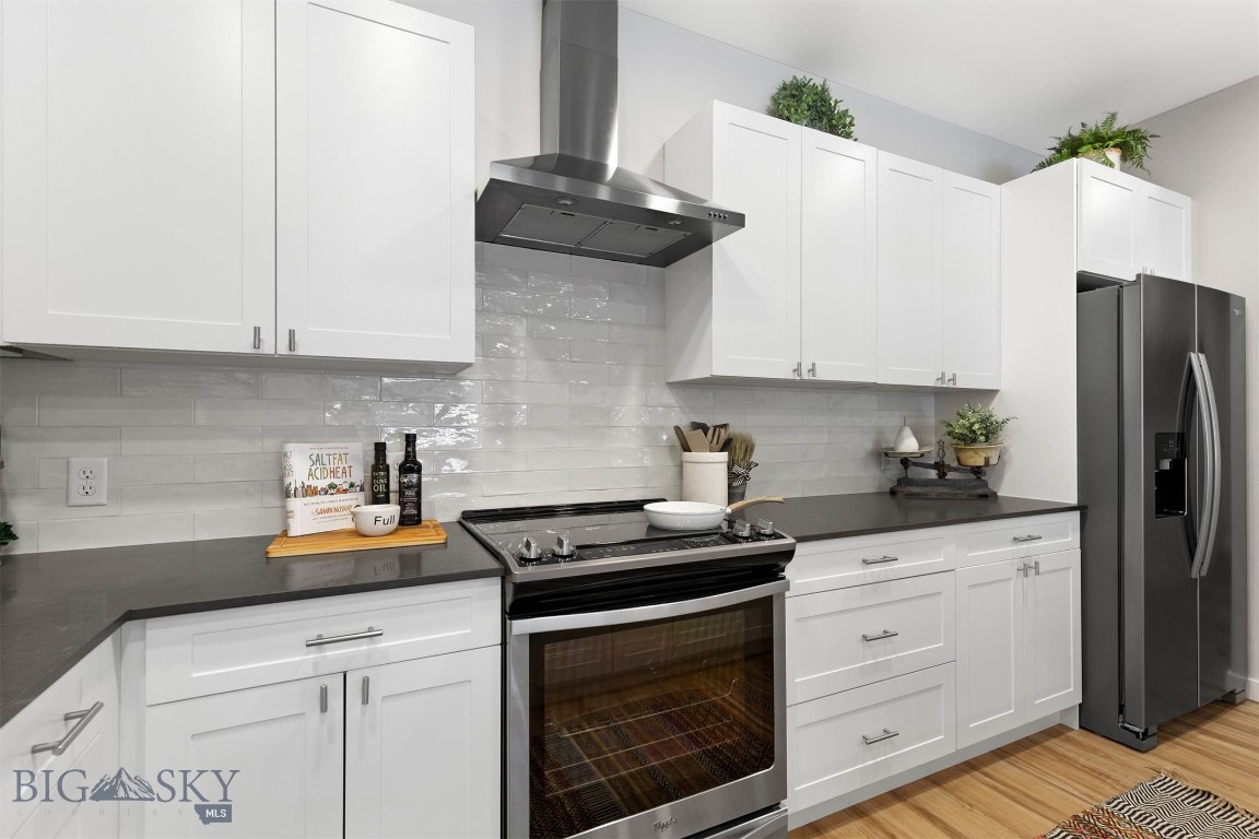 2221G Willow Drive 113