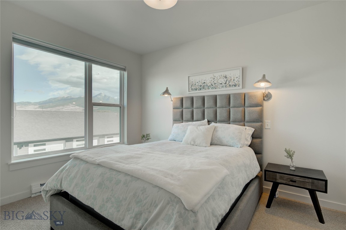 2222E Willow Drive 86