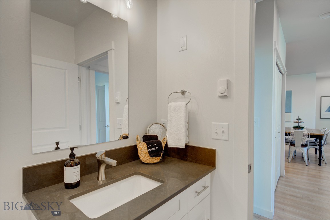 2222E Willow Drive 86