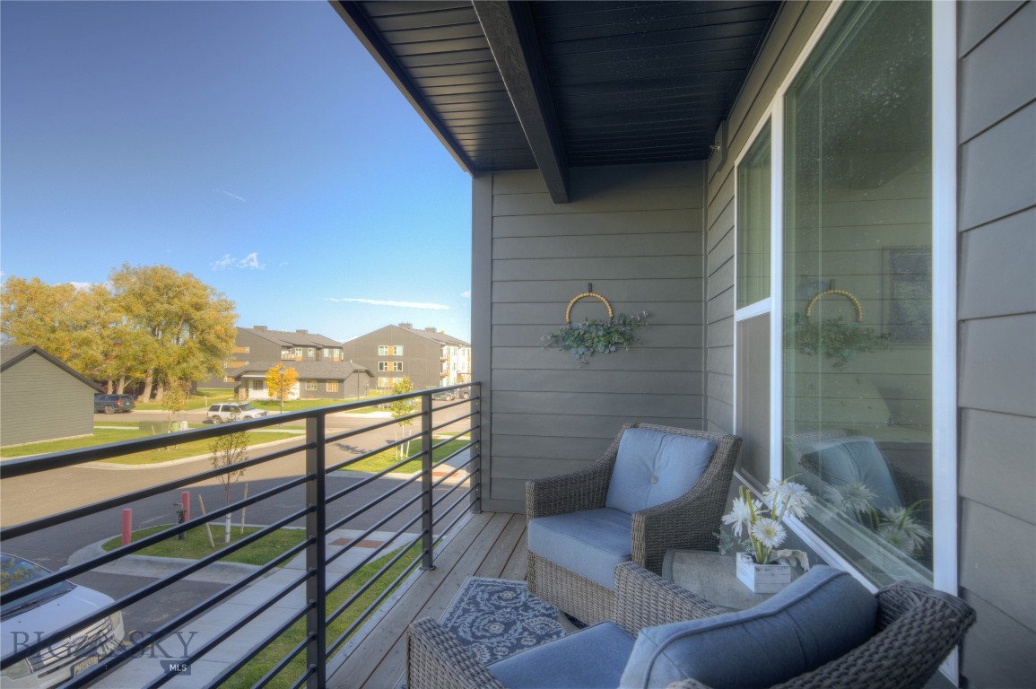 2222E Willow Drive 86