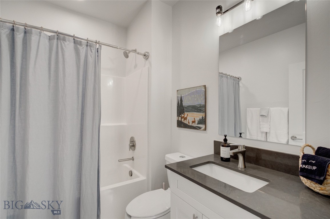 2222E Willow Drive 86