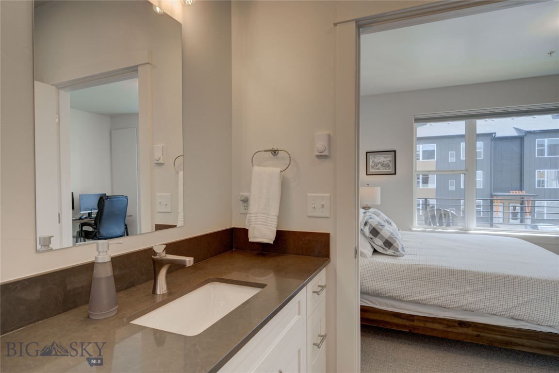 2221D Willow Drive 124