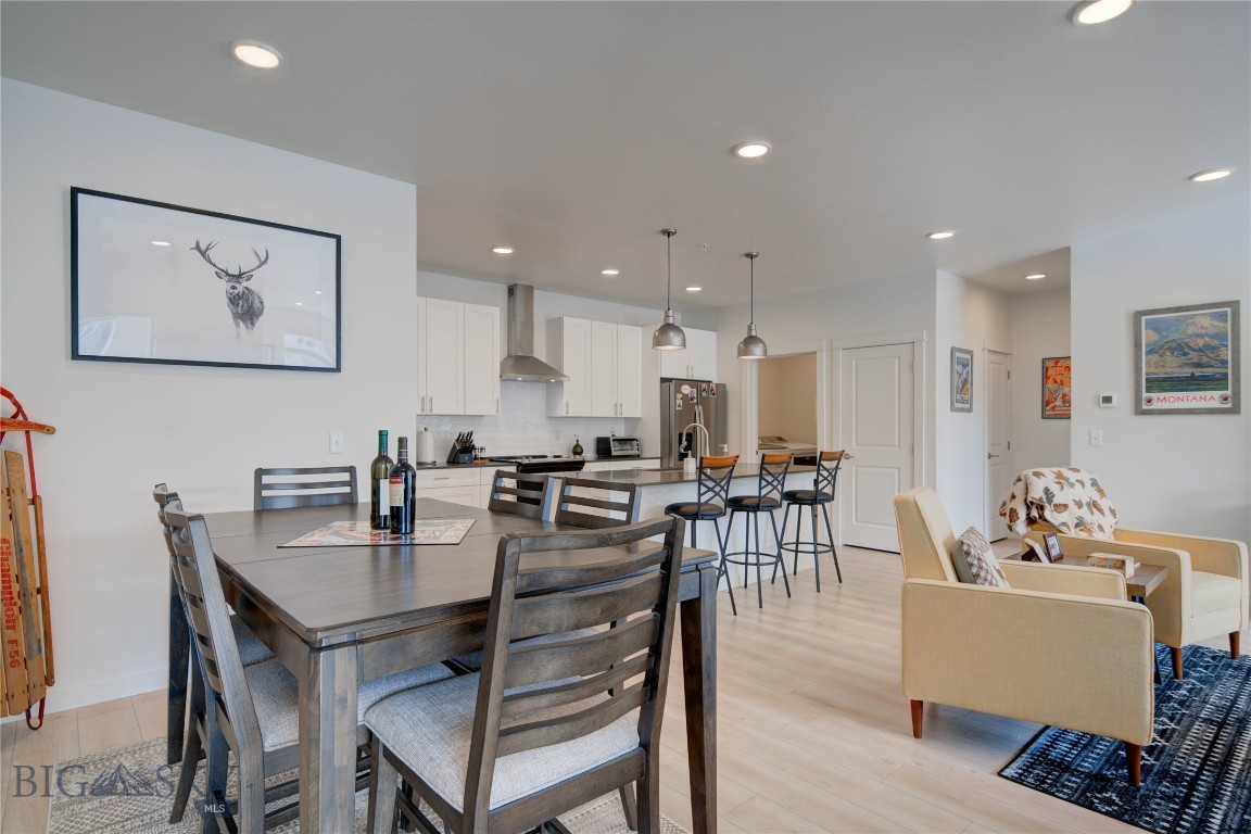 2221D Willow Drive 124