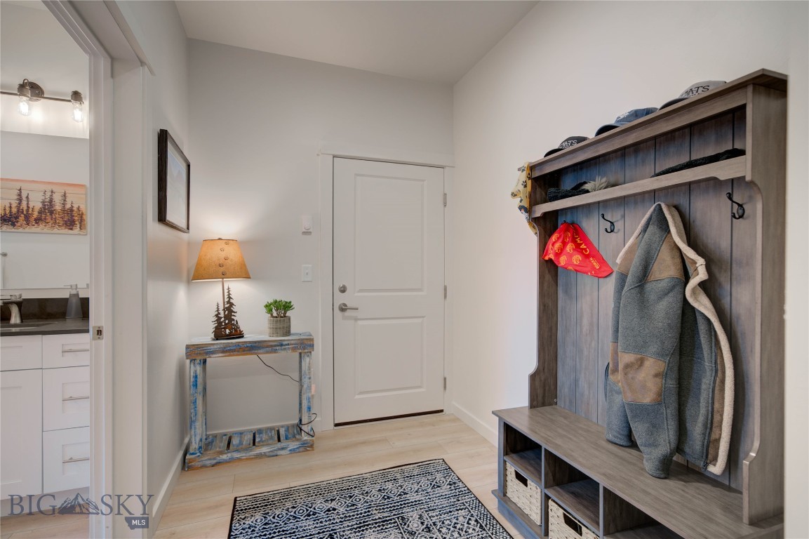 2221D Willow Drive 124