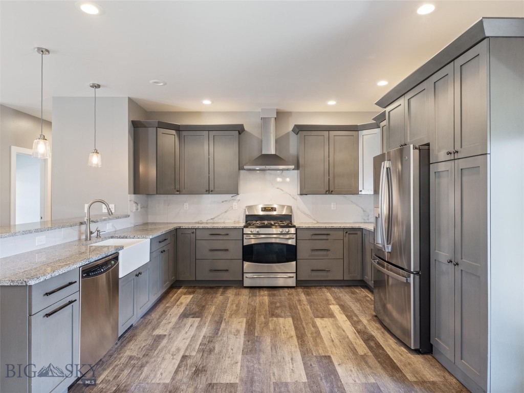 1202 Ridgeview Trail