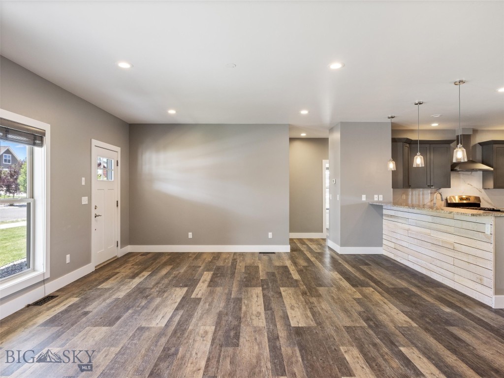 1202 Ridgeview Trail