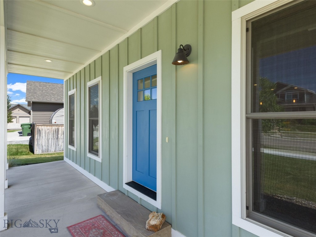 1202 Ridgeview Trail