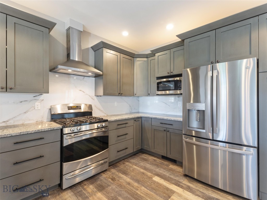 1202 Ridgeview Trail